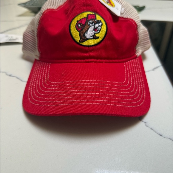 Red Mesh Back Hat with BUC-EE’S Logo - Picture 2 of 3